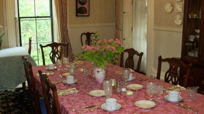 Bed & Breakfast Hillard House 2*