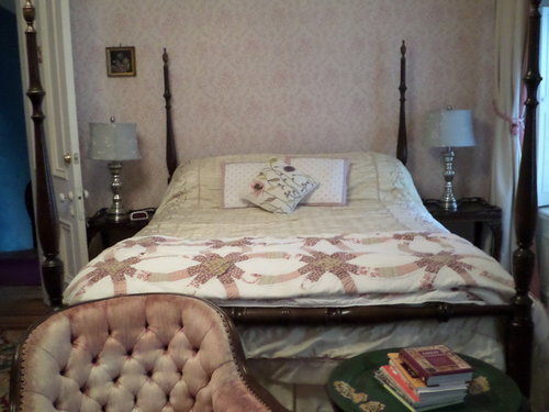 Hillard House Bed & Breakfast